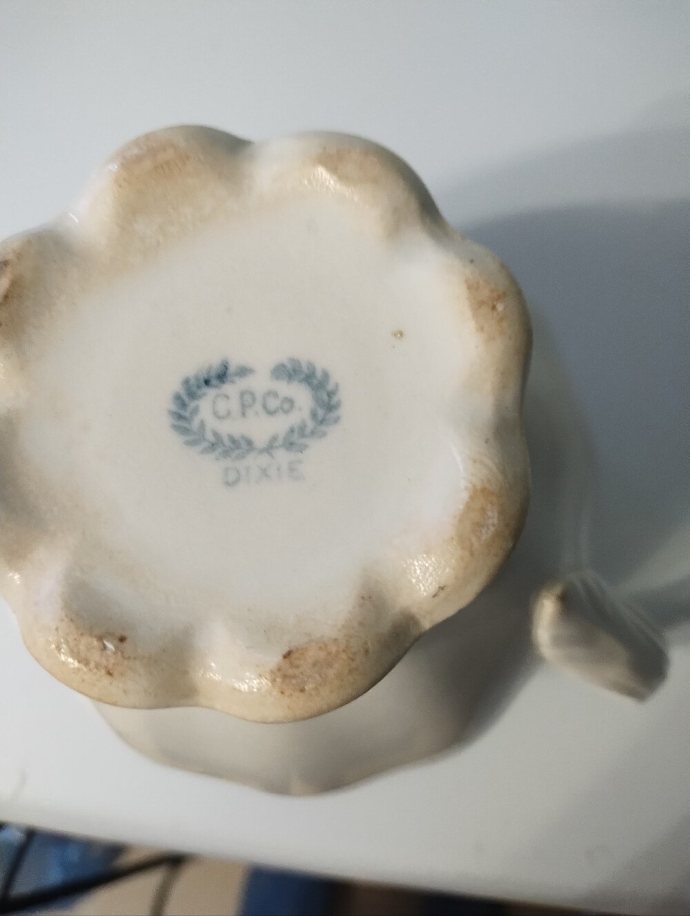 Antique Ivory Colored Creamer/Milk Pitcher - Scalloped Design - Picture 2 of 9